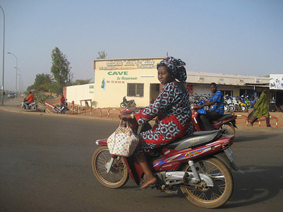 8.Ouagadougou_MotoTradicional_LdiaVilalta_web