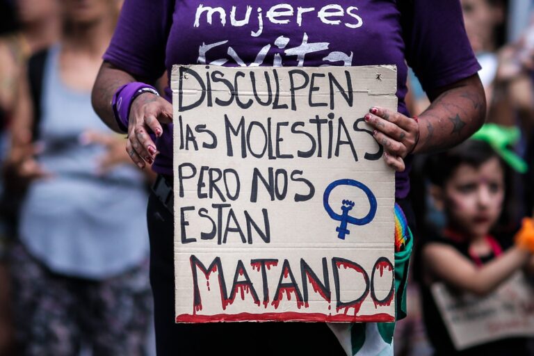 Marcha-feminismo-EFE-2048x1366 Breve Chiapas